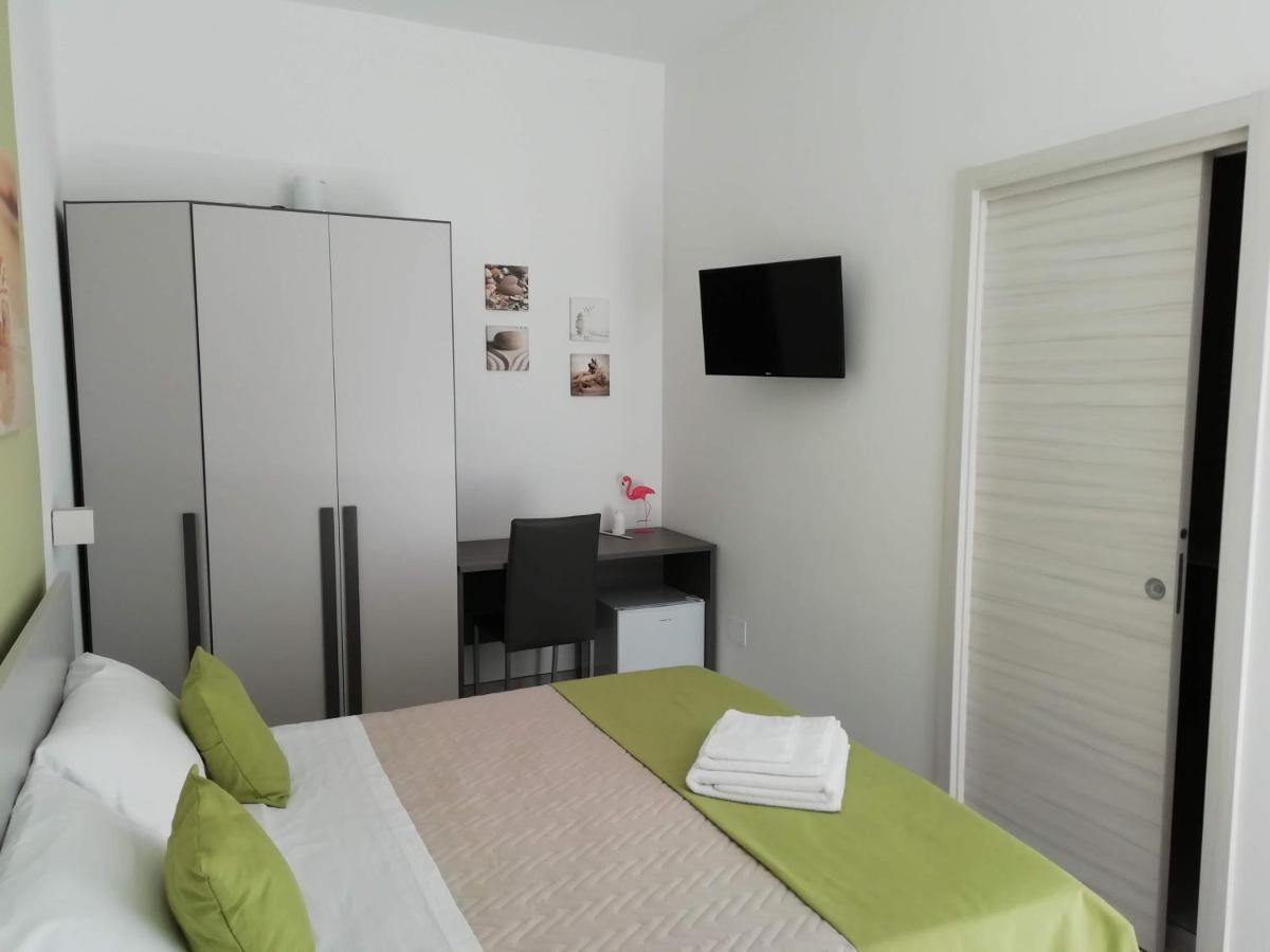 Flamingo Rooms Margherita di Savoia Kültér fotó